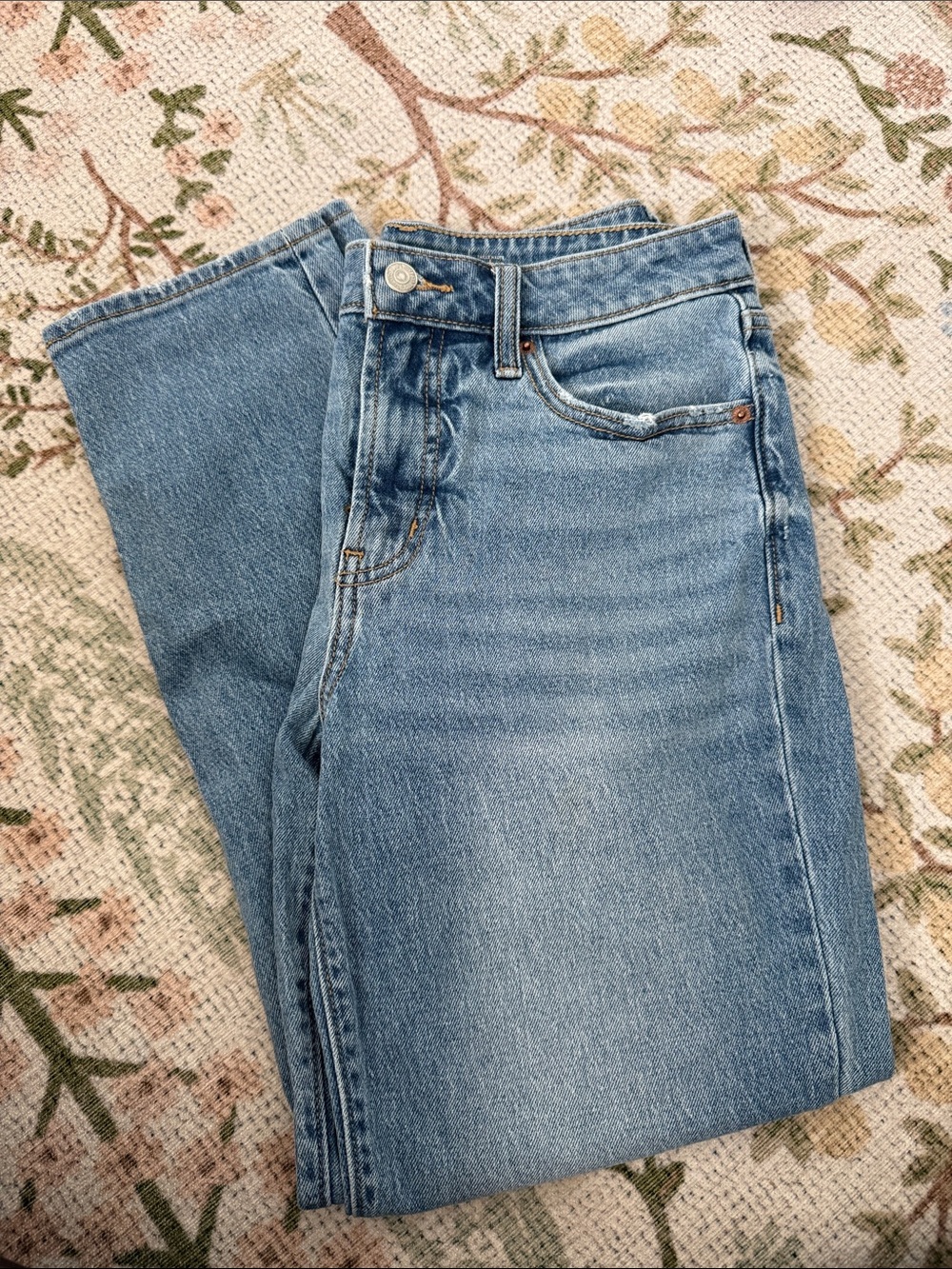 Old Navy Light Blue Straight Leg Jeans